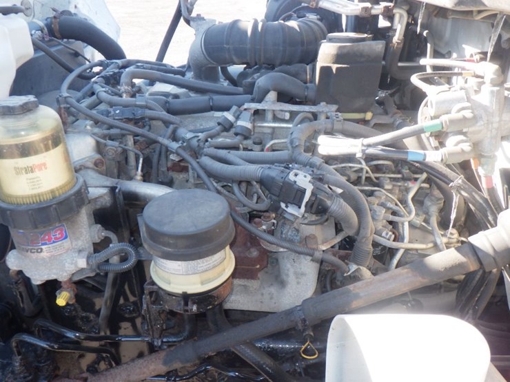 2016-hino-338-image-13