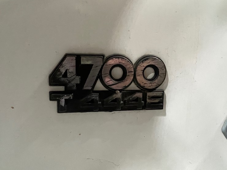 1998-international-4700-image-10