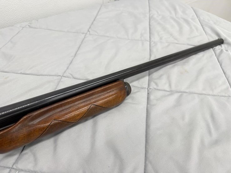 remington-wingmaster-870-16-gauge-shotgun-image-2