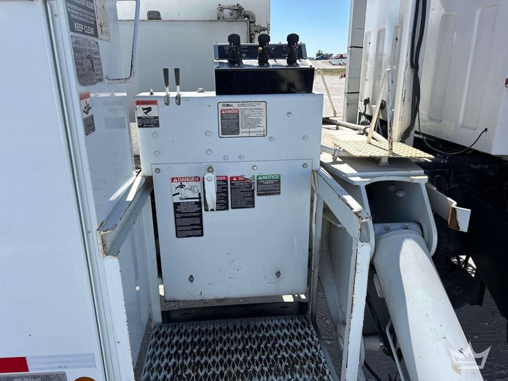 2005-altec-am855-image-28