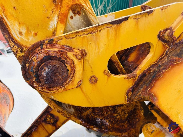 caterpillar-914m-image-32