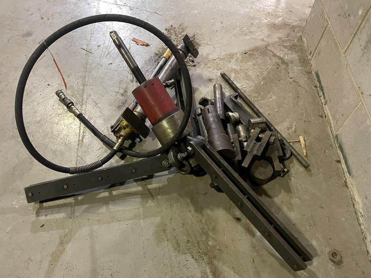 #7000-•-hydraulic-press-image-7