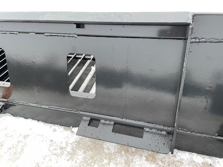 #2335-•-wolverine-skeleton-bucket-image-13