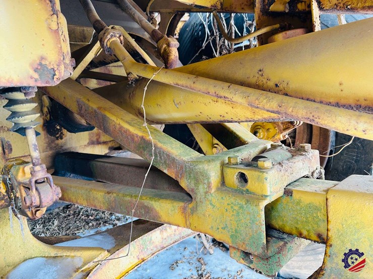 caterpillar-621-image-51