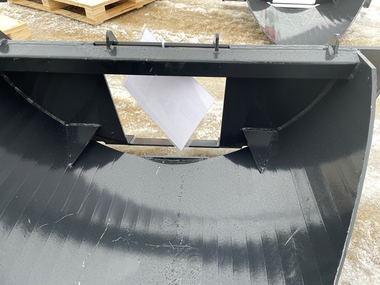 #2356-•-wolverine-tree-spade-image-11