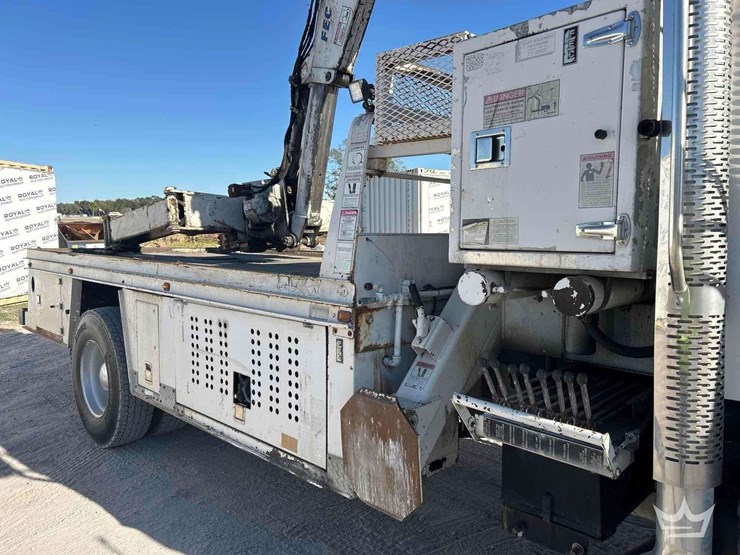 2003-sterling-l8500-image-28