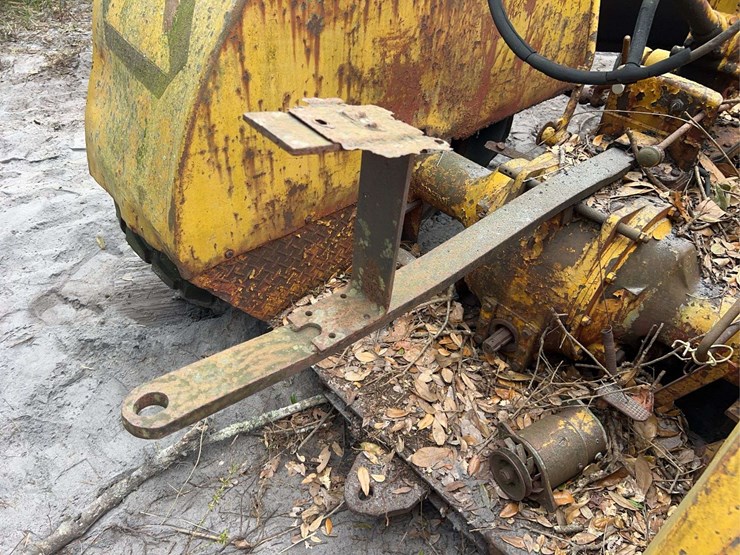 massey-ferguson-orchard-industrial-image-43