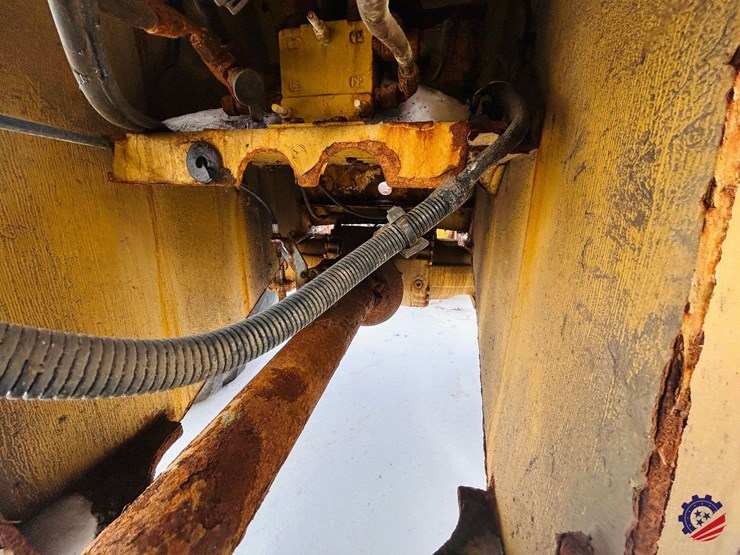 caterpillar-914m-image-90