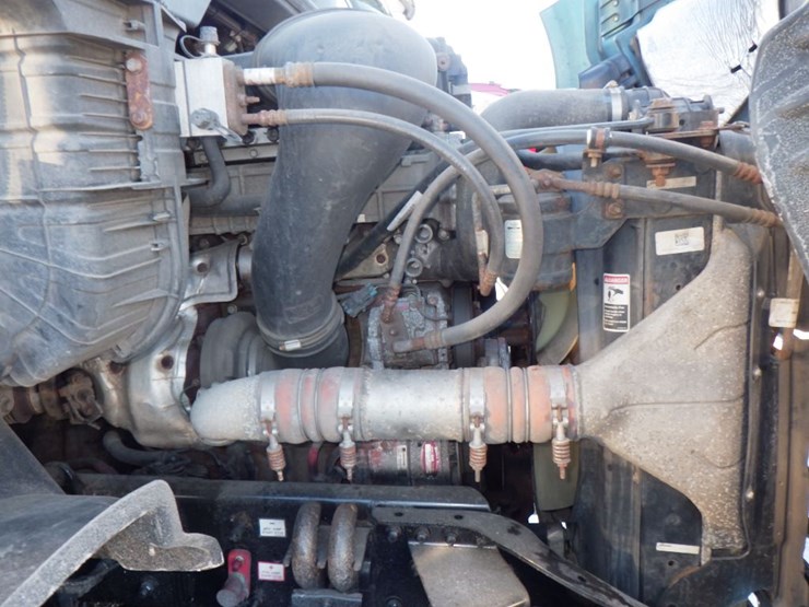 2018-freightliner-cascadia-113-image-20