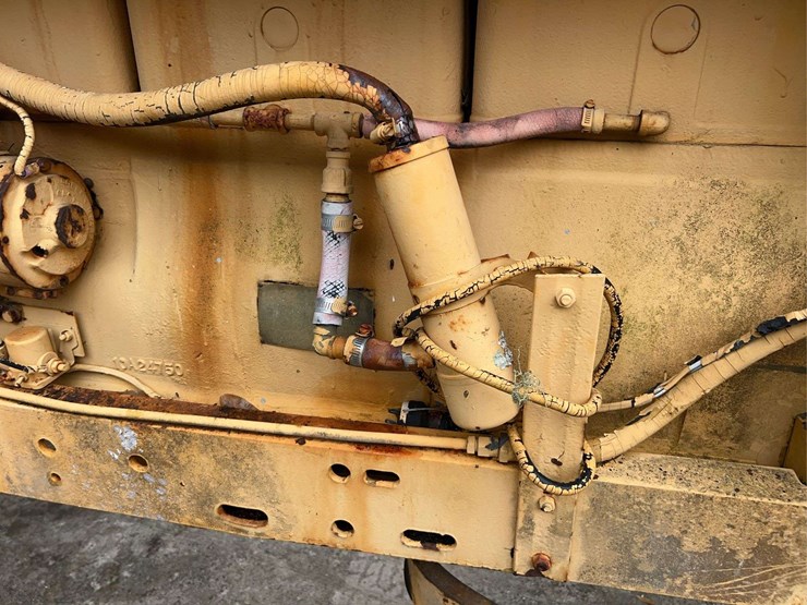 minneapolis-moline-g1050-image-30