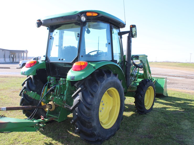 2019-john-deere-5075e-image-4