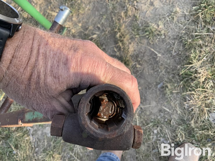 john-deere-350-image-11