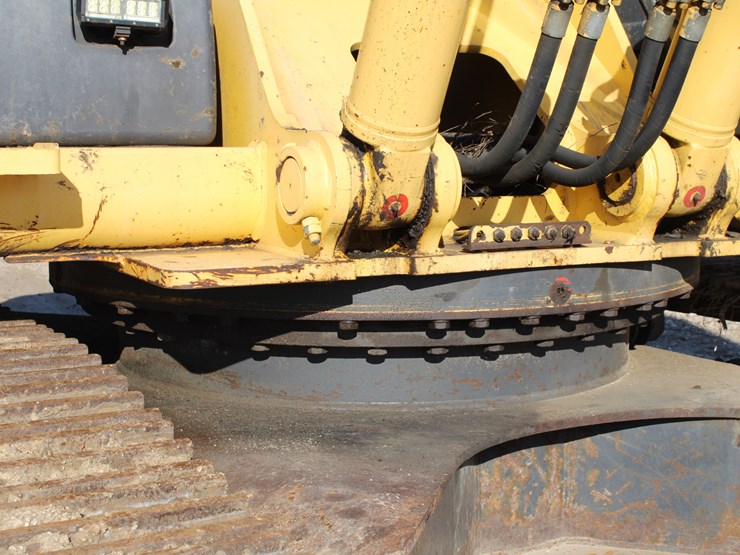 2013-kobelco-sk350-image-11