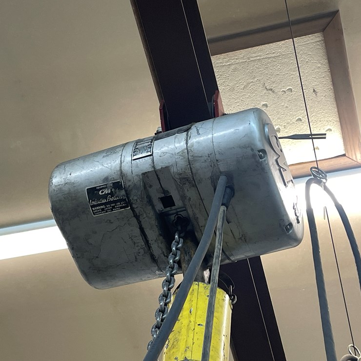 #5973 • CM 1 Ton Chain Hoist