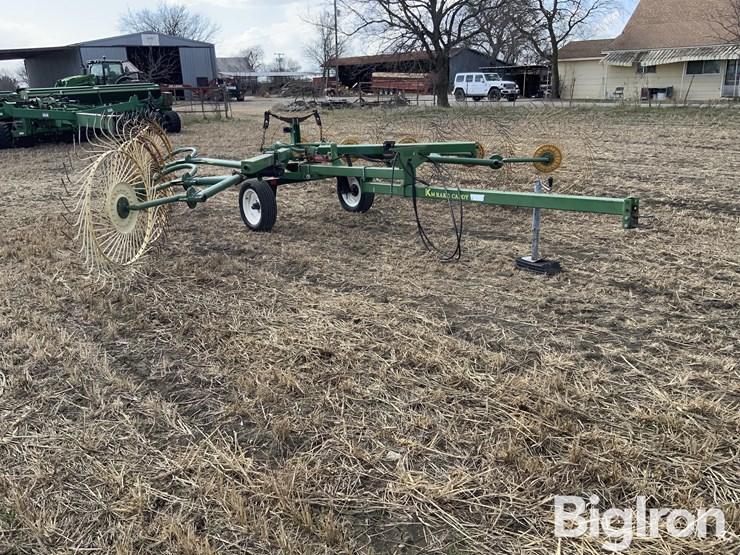 km-rake-caddy-hay-rake-image-3