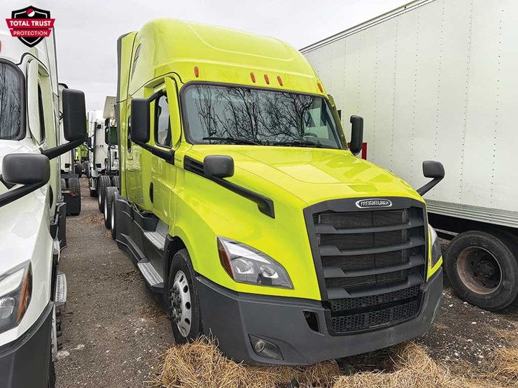 2023-freightliner-cascadia-126-image-1
