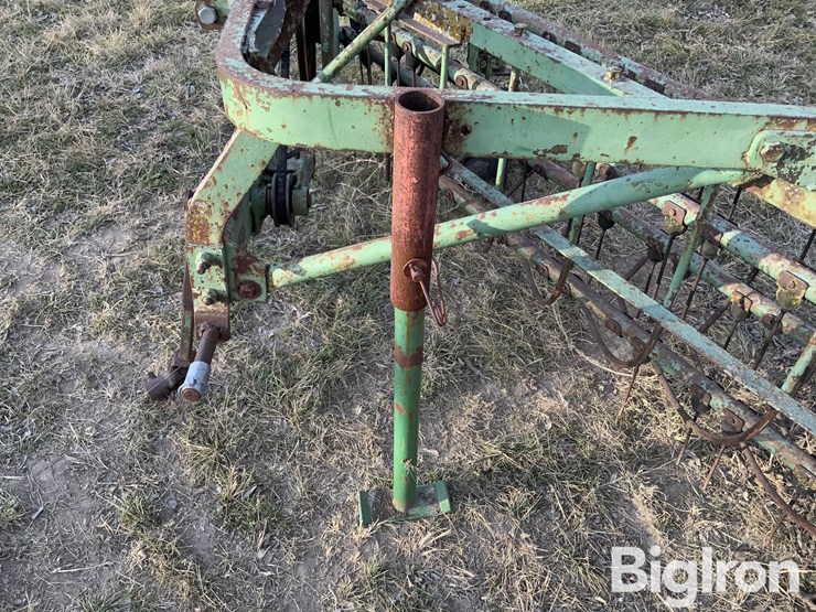 john-deere-350-image-10