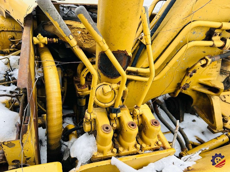 caterpillar-621-image-77