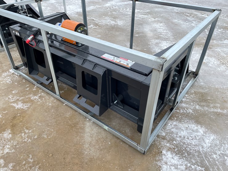 #2375-•-wolverine-screening-bucket-image-5