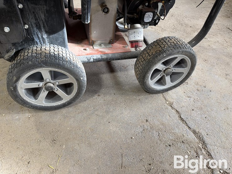 alkota-420x4-hot-pressure-washer-image-18