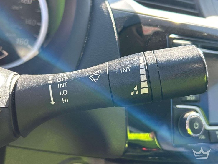 2017-nissan-sentra-sedan-image-17