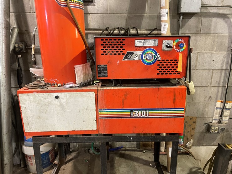 #5993-•-alkota-hot-water-pressure-washer-image-2