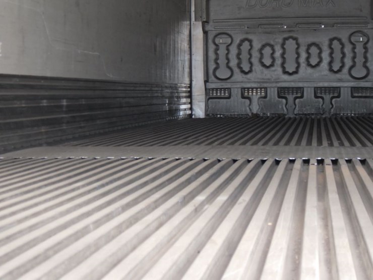 2011-great-dane-super-seal-image-18