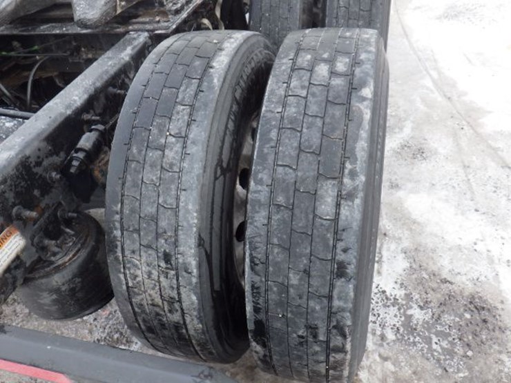 2018-freightliner-cascadia-125-image-8