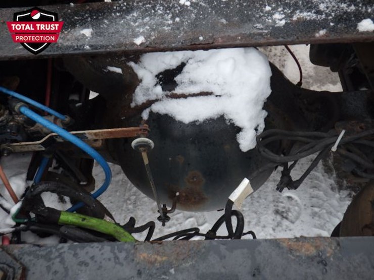 2020-freightliner-cascadia-116-image-11