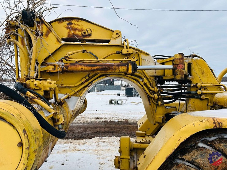 caterpillar-621-image-41