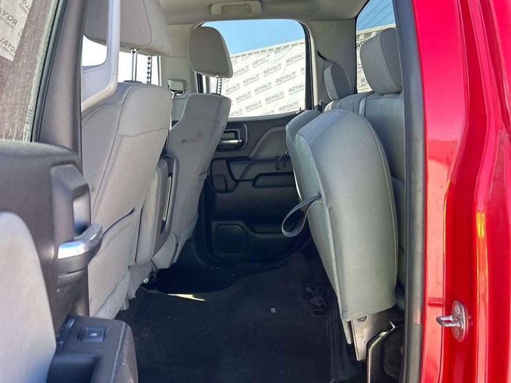 2016-chevrolet-silverado-1500-image-19