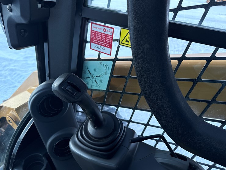 caterpillar-272d2-image-47