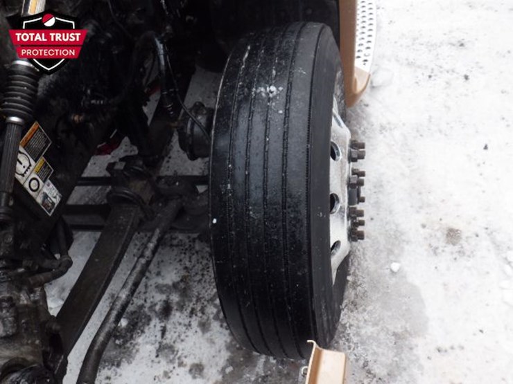 2022-kenworth-t680-image-27