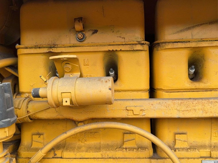 minneapolis-moline-g1000-image-8