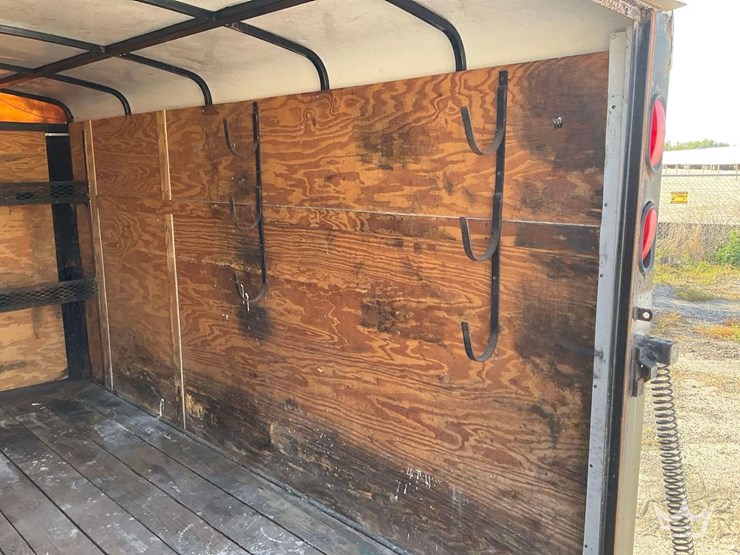 2012-sun-coast-trailers-712esb5-s/a-enclosed-trailer-image-9