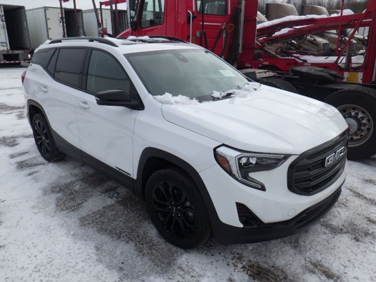 2021-gmc-terrain-slt-image-3