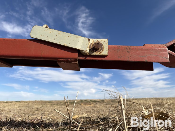 demco-harvest-wagon-image-17