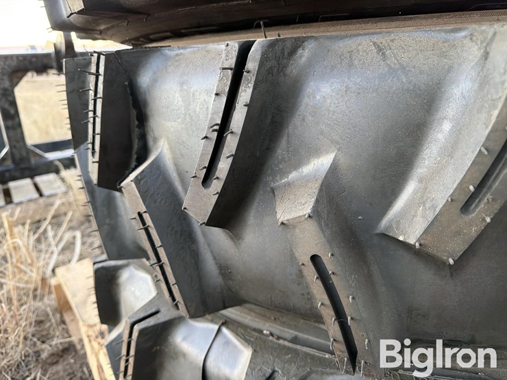 11.2-24nd-tires-&-rims-image-11