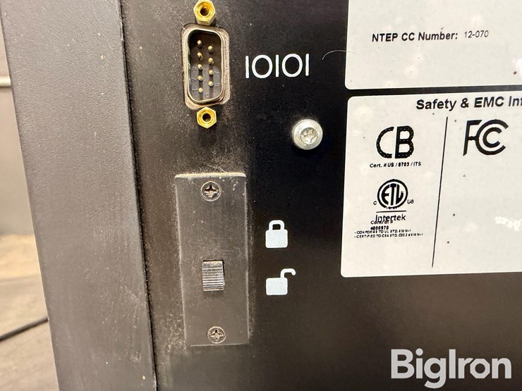 dickey-john-gac2700-ugma-grain-moisture-tester-image-6