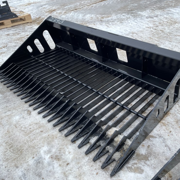 #2340 • Wolverine Skeleton Bucket