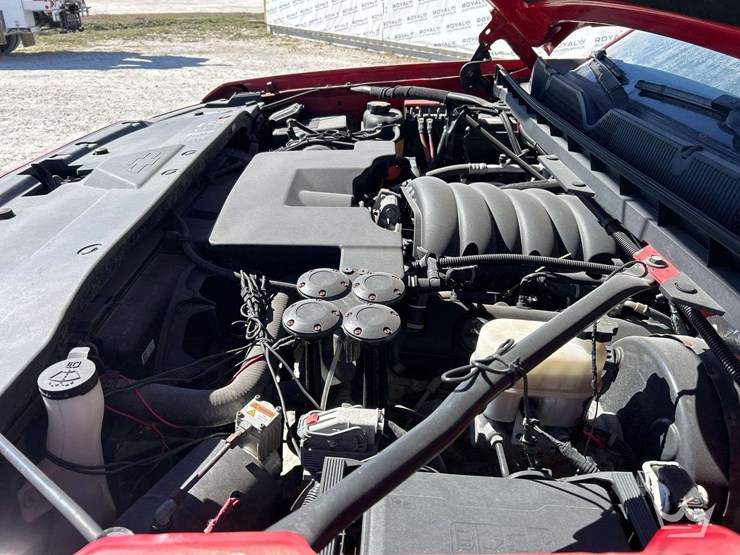 2016-chevrolet-silverado-1500-image-9