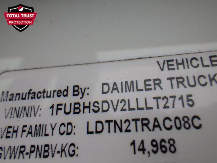 2020-freightliner-cascadia-116-image-18