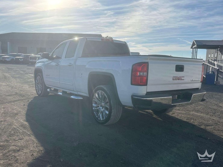 2015-gmc-sierra-1500-image-4