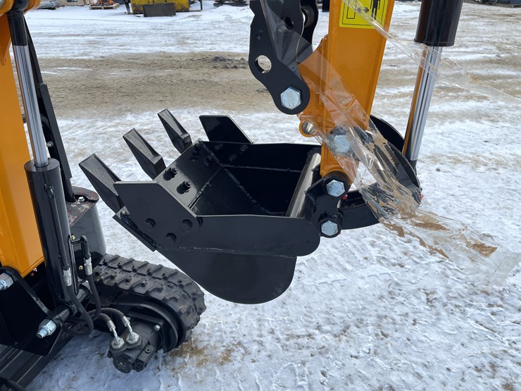 #109-•-miva-va15-mini-excavator-image-24