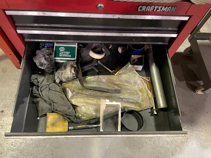 #7010-•-mac-toolbox-with-contents-image-14