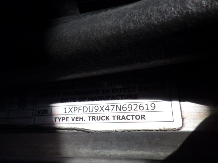 2007-peterbilt-378-image-17