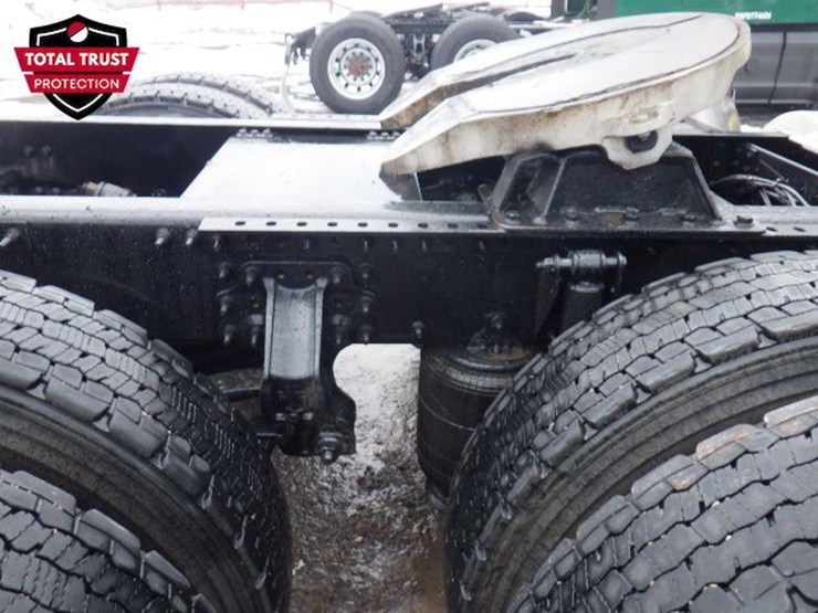 2023-mack-anthem-image-5