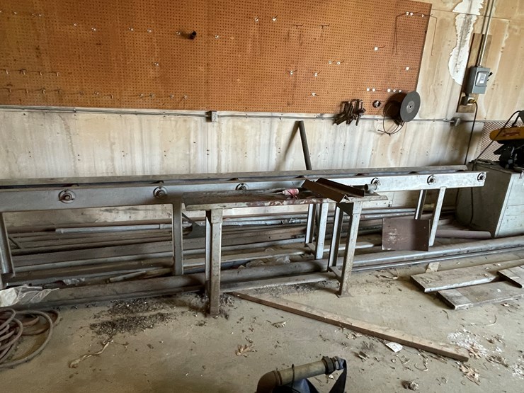 #5917-•-14'-metal-roller-stand-image-3