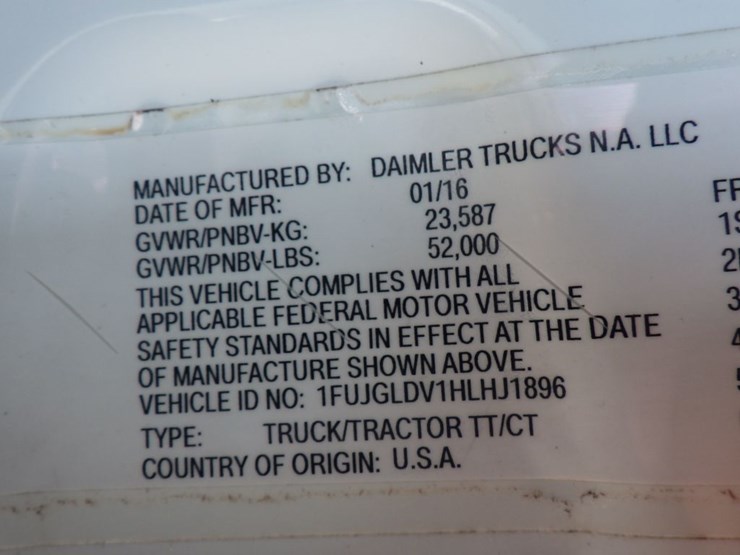 2017-freightliner-cascadia-125-image-23