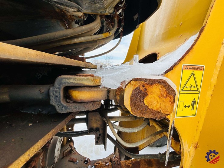 caterpillar-914m-image-86